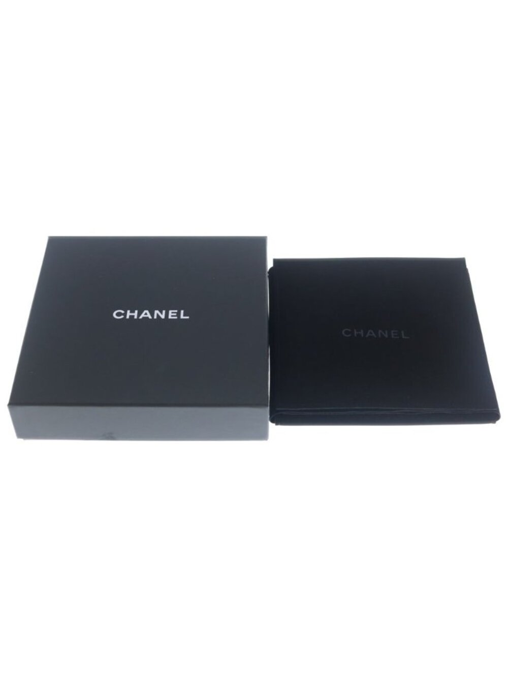 Chanel Rue Cambon Logo Chain Necklace Gold - Picture 6 of 6